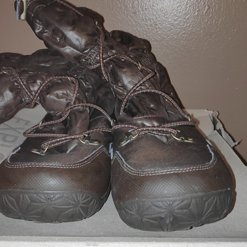 North Face boots 11